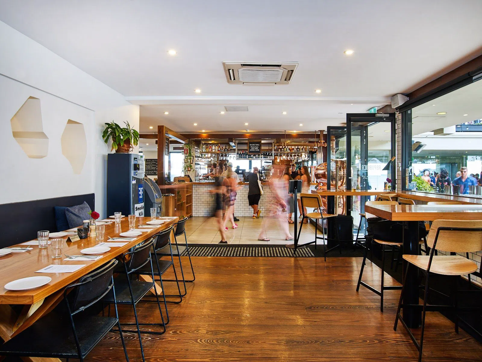 Republica, Melbourne